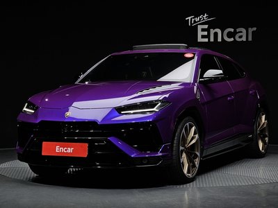 LAMBORGHINI URUS - 1