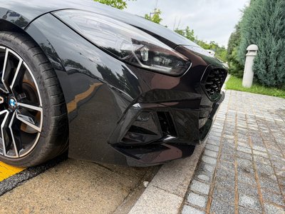 2025 BMW Z4 thumbnail 14