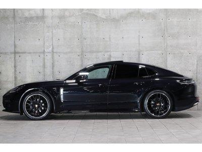 PORSCHE PANAMERA - 8