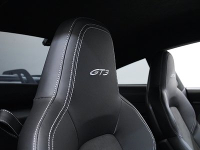 PORSCHE 911 - 8
