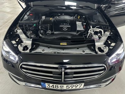 MERCEDES-BENZ E-CLASS - 7