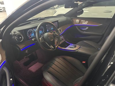 MERCEDES-BENZ E-CLASS - 5