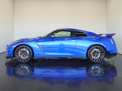 NISSAN GT-R - 6