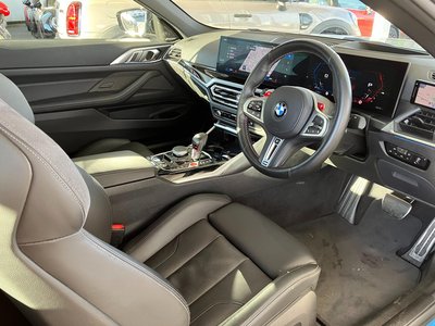 صورة مصغرة 53 لـ 2023 BMW M4 CABRIOLET