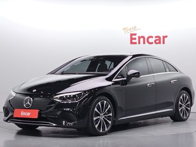 MERCEDES-BENZ EQE