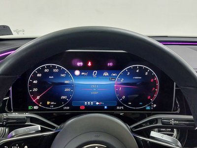 2025 Mercedes-BENZ E-CLASS photo 8