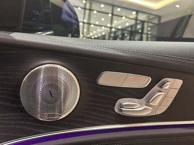 MERCEDES-BENZ E-CLASS - 10