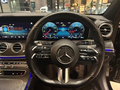 MERCEDES-BENZ E-CLASS - 8