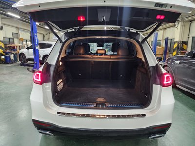 MERCEDES-BENZ GLE - 7