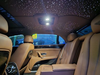 BENTLEY FLYING SPUR - 6