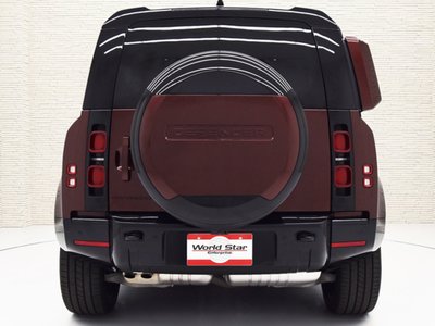 LAND ROVER DEFENDER - 4