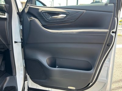 2023 Toyota ALPHARD thumbnail 33