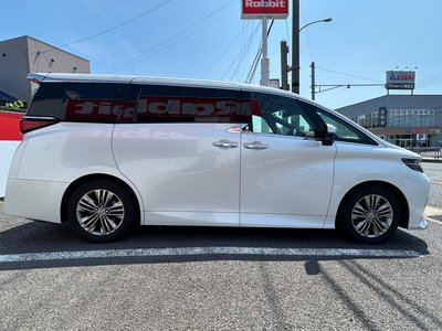 2023 Toyota ALPHARD — фото 9
