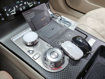 GENESIS G80 (RG3) - 9