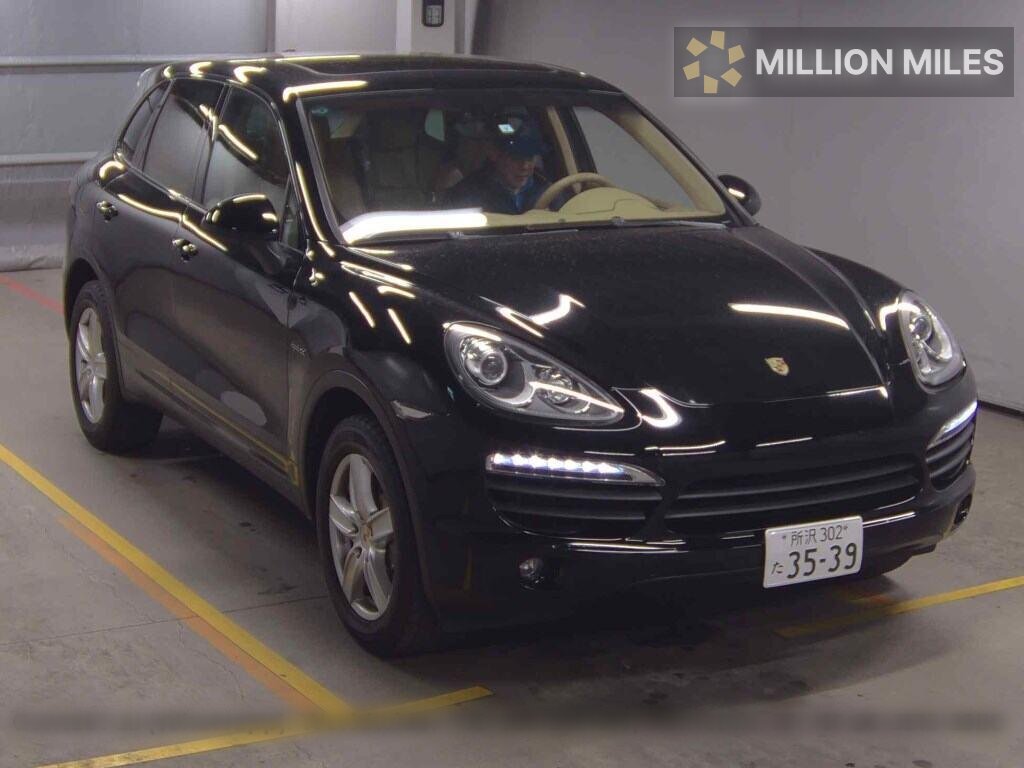 PORSCHE CAYENNE - View 1