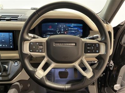 LAND ROVER DEFENDER - 6