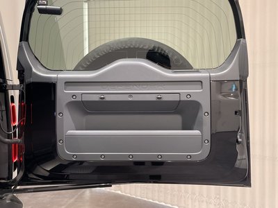 2021 LAND Rover DEFENDER 照片 8