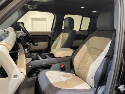 LAND ROVER DEFENDER - 5