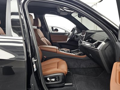 2023 BMW X7 缩略图 17
