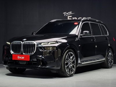 صورة 1 لـ 2023 BMW X7