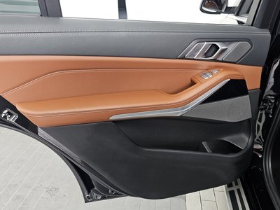 2023 BMW X7 缩略图 15