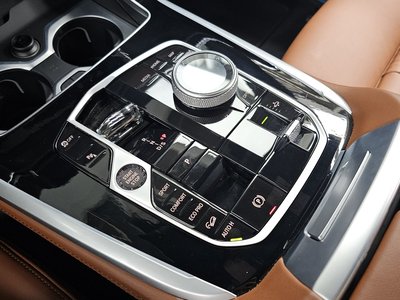 2023 BMW X7 缩略图 12