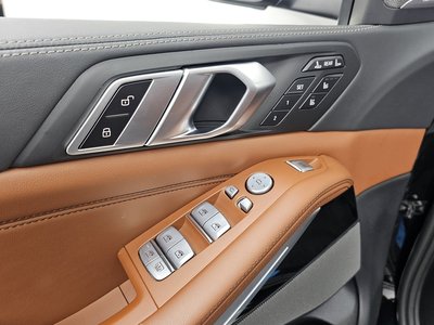 2023 BMW X7 缩略图 30