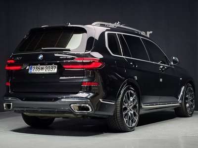 صورة 3 لـ 2023 BMW X7