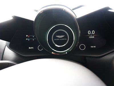 2019 Aston Martin DBS SUPERLEGGERA 照片 16
