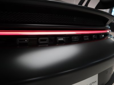 PORSCHE 911 - 9