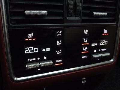 صورة مصغرة 29 لـ 2022 Porsche CAYENNE