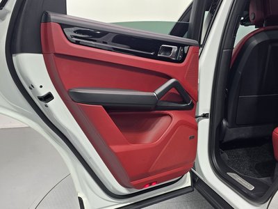 صورة مصغرة 15 لـ 2022 Porsche CAYENNE