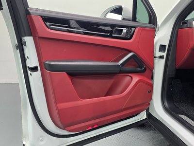 صورة مصغرة 14 لـ 2022 Porsche CAYENNE