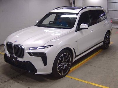صورة 4 لـ 2023 BMW X7
