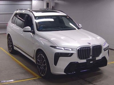 صورة 1 لـ 2023 BMW X7