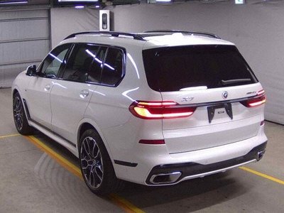 صورة 2 لـ 2023 BMW X7