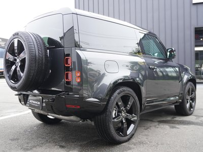 صورة 9 لـ 2023 LAND Rover DEFENDER