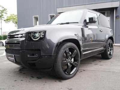 صورة 7 لـ 2023 LAND Rover DEFENDER