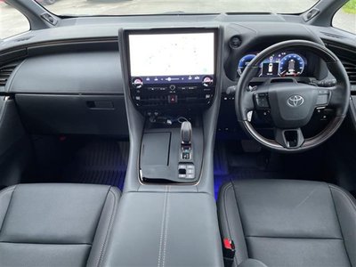 2025 TOYOTA ALPHARD photo 3