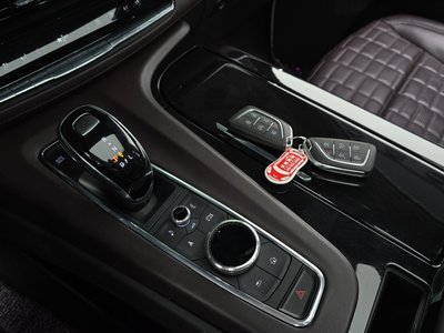 CADILLAC ESCALADE 5TH GENERATION - 9