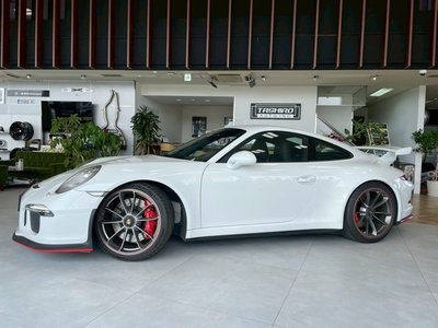 PORSCHE 911 - 6