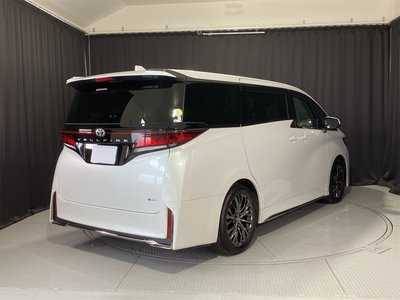 TOYOTA VELLFIRE - 3