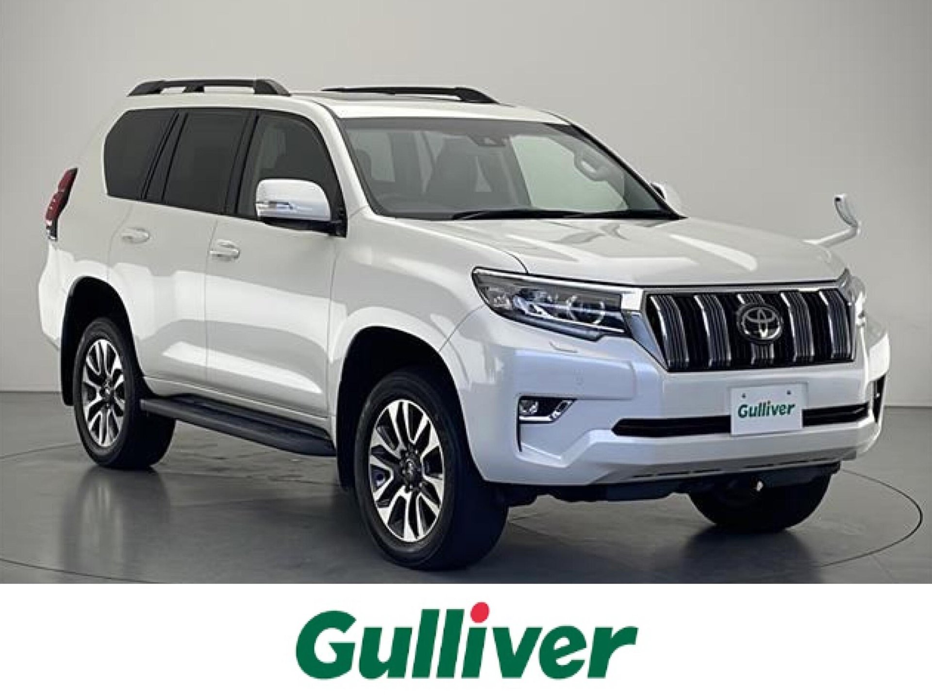 TOYOTA LAND CRUISER PRADO - View 1