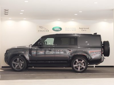 LAND ROVER DEFENDER - 7