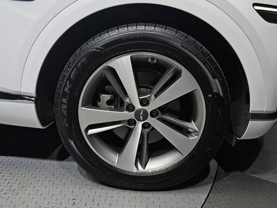 صورة 8 لـ 2020 Genesis GV80