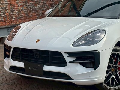 PORSCHE MACAN - 3