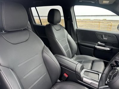 MERCEDES-BENZ GLB - 9