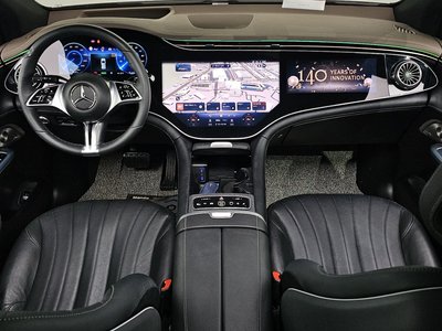 MERCEDES-BENZ EQE - 5