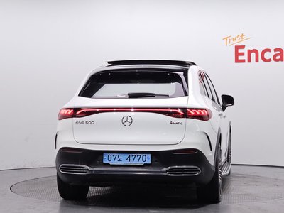 MERCEDES-BENZ EQE - 4