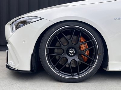 MERCEDES-BENZ CLS - 8